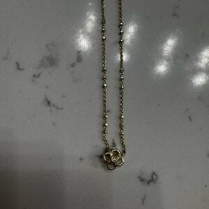 Kendra Scott Flower 🌺 Necklace